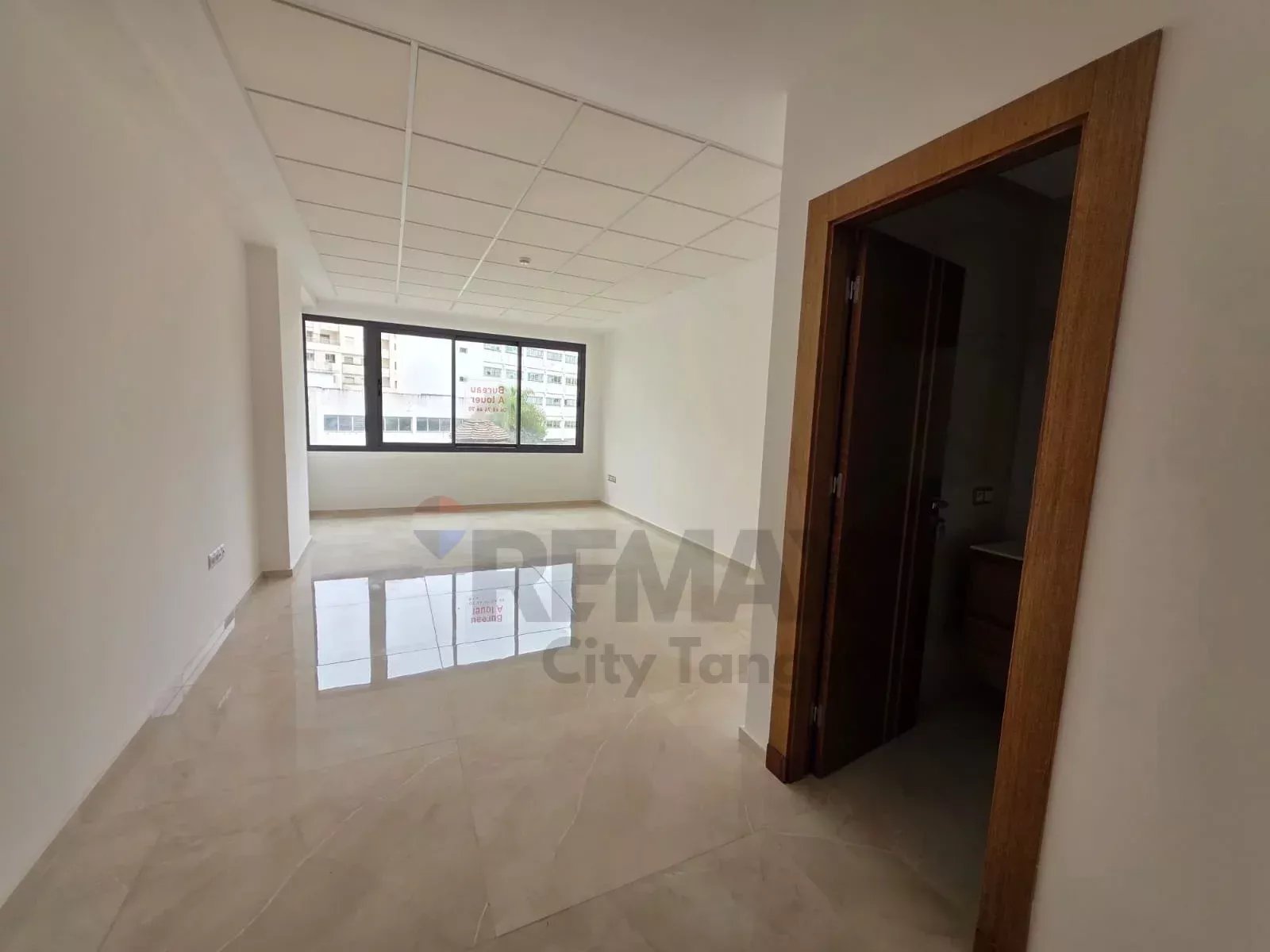 Location Bureau Tanger