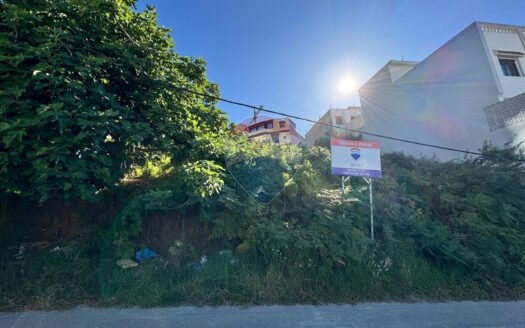 Lot de terrain à vendre à Boubana