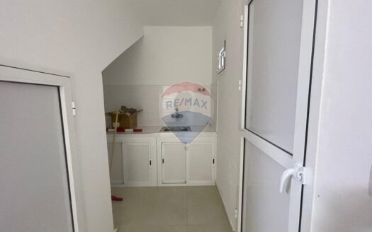 Local Commercial 487 m² | Centre-Ville | Proche Clinique Assalam