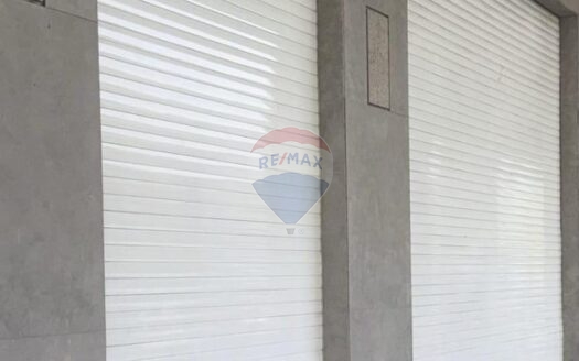 Local commercial en location à Mozart