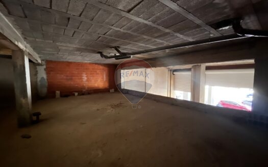 Local commercial en location à Mozart