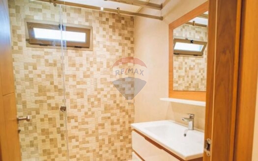 Villa Meublée Moderne à Val fleuri