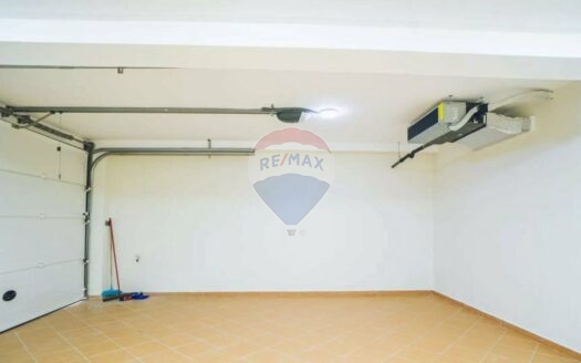 Villa Meublée Moderne à Val fleuri