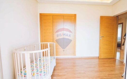 Villa Meublée Moderne à Val fleuri