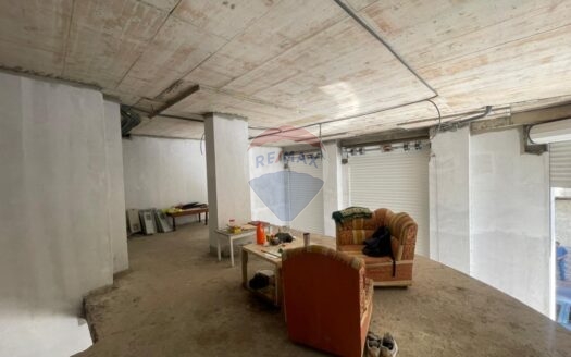 Local commercial à louer – Quartier Administratif